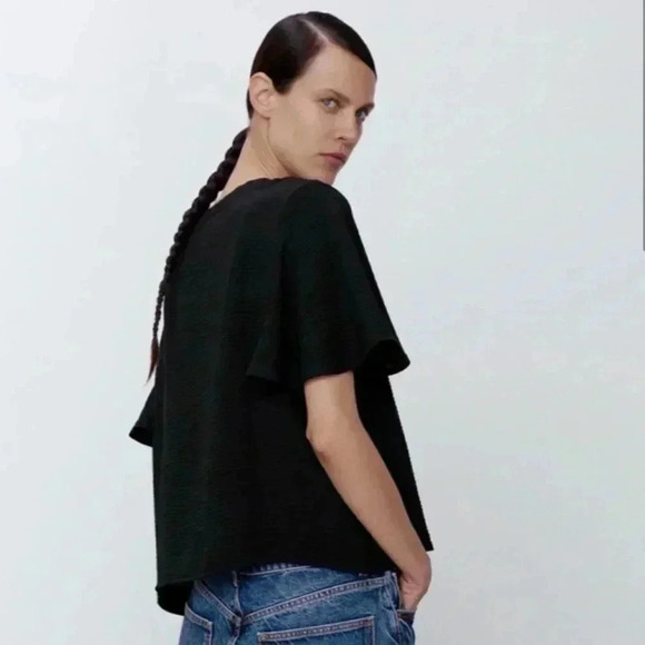 Zara Women’s Boxy Cropped Oversized Flutter Sleeve Minimalistic Coquette Top M - Picture 2 of 6